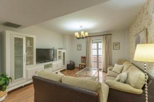 Juan Rabadan Central Suite by Valcambre