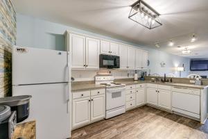 Better Lake Than Never Huddleston Condo