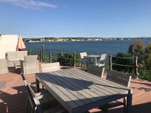 Sete Villa Le Gabanon piscine et 1ere etang