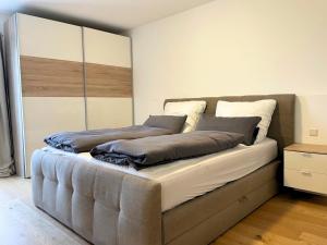 Lüftenblick - Ferienwohnungen am Starnberger See, mit Terrasse, Weitblick, Sauna, Kamin, E-Ladestation