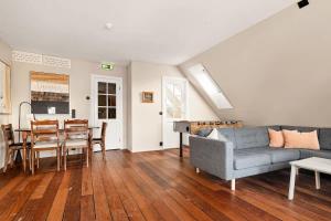 DINBNB Apartments I The Bryggen Experience I Enjoy Life with Friends & Family