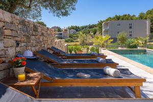 Villa Praska with private 28,5 sqm pool, 3 en-suite bedrooms, Sauna, 1km to Beach