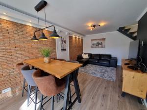 TAC - Sunset House