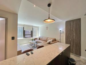 Luxury Foreshore Smart Home Uninterrupted Power