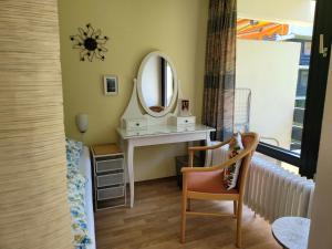 Alpenschwänchen 2 - Salzschwänchen