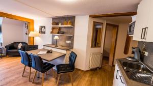 Gästehaus Holzer Kreuz - Ferienwohnung "Narzisse"