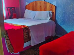 Lakes Crown Group Of Houseboats