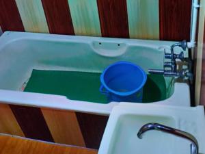 Lakes Crown Group Of Houseboats