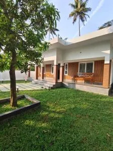 Captain's Castle - Māla