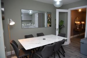 Luxury 3 bed town house Dog friendly