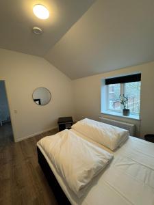 Deluxe One-Bedroom Apartment with Garden View room in Teaterhotellet