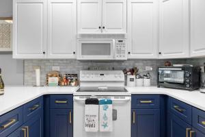 Newly Renovated 3BR at World Tour