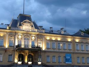 Sofia City Center 1BD Flat with Workspace by Flat Mаnager