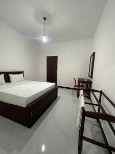 Golden Paradise Transit Hotel