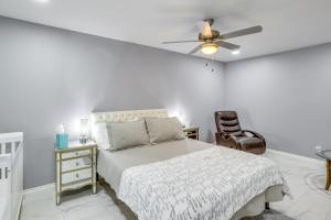 Las Vegas Oasis 13 Mi to the Strip!