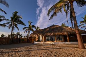 Norock Club and Beach