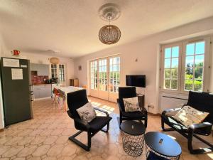 Maison familliale, vaste jardin proche mer et centre ville