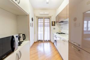 Furio Family Flat, A Few Steps from Metro A Stop