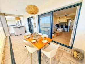 Los Flamencos, Isla Canela - By AC REAL