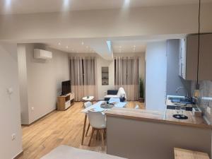 Milies Creekside Studio