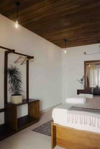 Gitano Surf Ahangama Beachfront