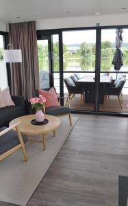 Hausboot Aquamarin - LP4