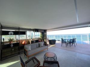 RN Studio Premium Max Rev