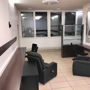 Business and Jacouzzi in Lausanne