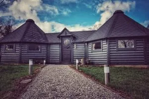 The Wizards Cauldron -Harry Potter Themed - Lewannick