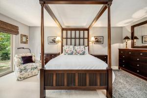 Bright 4BDR Home by Lake MI Arcadia Bluffs Portage Lake 2832