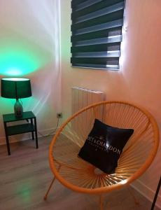Maisons de vacances Le CoEuR du ViGnObLe Capacite 16 personnes max Venez partager un moment agreable en famille amis couples jeux Petanque jacuzzi : photos des chambres