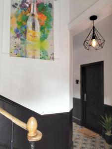 Le CoEuR du ViGnObLe Capacité 16 personnes max Venez partager un moment agréable en famille amis couples jeux Pétanque jacuzzi