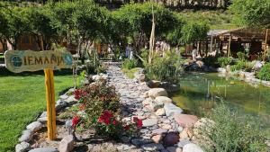 Andesenios Los Esenios de los Andes