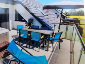 Villa Aquila Luxus-Maisonette Ferienträume Dachterrasse - Strietfeld