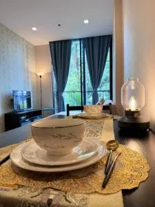 Phrom Phong Top 1BD pool,gym,park and mall BTS - Bang Kapi