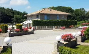 Hotel Garni Am Lindenhof Bunde - Oude Statenzijl