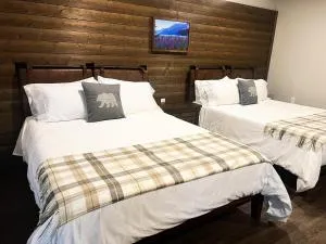 Spruce Lodge - Moose Pass