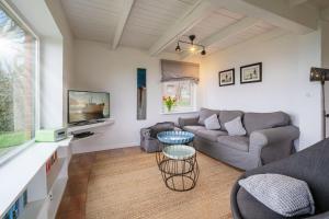 Strandhaus am Mühlendamm - Meerblick, Sauna und Ofen