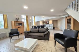 Maisons de vacances Charming duplex house in Grosbreuil : photos des chambres