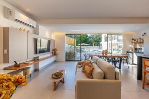 Luxo e Tranquilidade na Ponta do Mutá - 2 Suítes em Cond Pé na Areia!