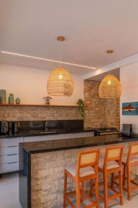 Luxo e Tranquilidade na Ponta do Mutá - 2 Suítes em Cond Pé na Areia!