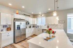 Spacious, Rustic Spearfish Home Walk to Downtown!