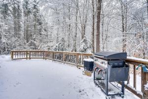 Wardsboro Family Home: 7 Mi to Mount Snow!