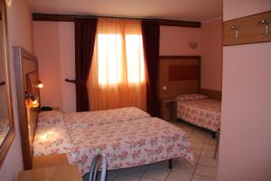 Hotels Hotel Lutetia : photos des chambres