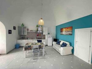 Detached house with wonderful sea view