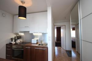 45m2 Sepänkatu 11, kaksio avaralla näköalalla merelle asti, parveke