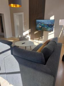 maremar - 116qm mit 2 Schlafzimmern - Perfekt für Familien - Holzmarkt - Luxus Boxspringbetten - Küche - Balkon - Arbeitsplätze