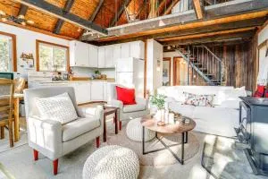 Charming Soda Springs Cabin Hike, Ski and Golf! - Downieville