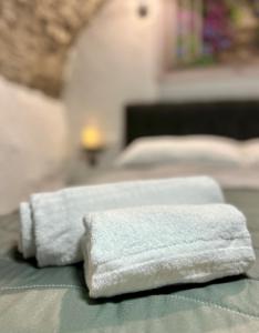 Unique Romantic Cave with air conditioner