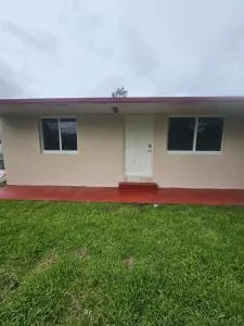 Hollywood Happiness - Carver Ranches